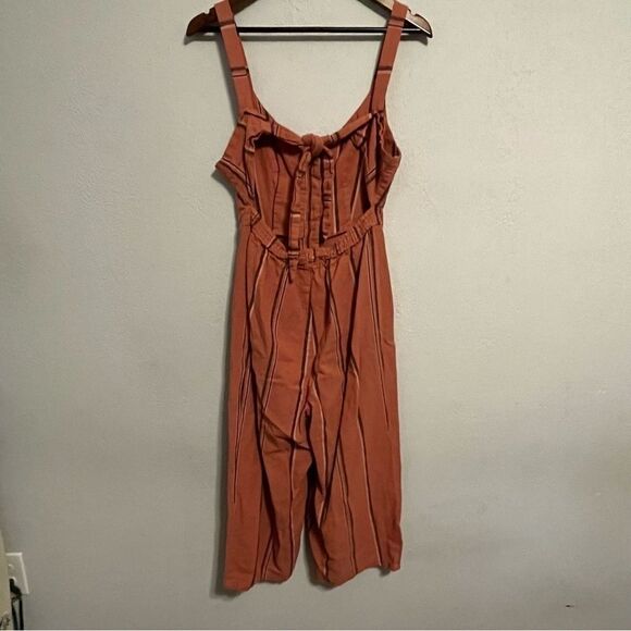 Cali 1850 Orange Jumpsuit with Open Back - Picture 6 of 7